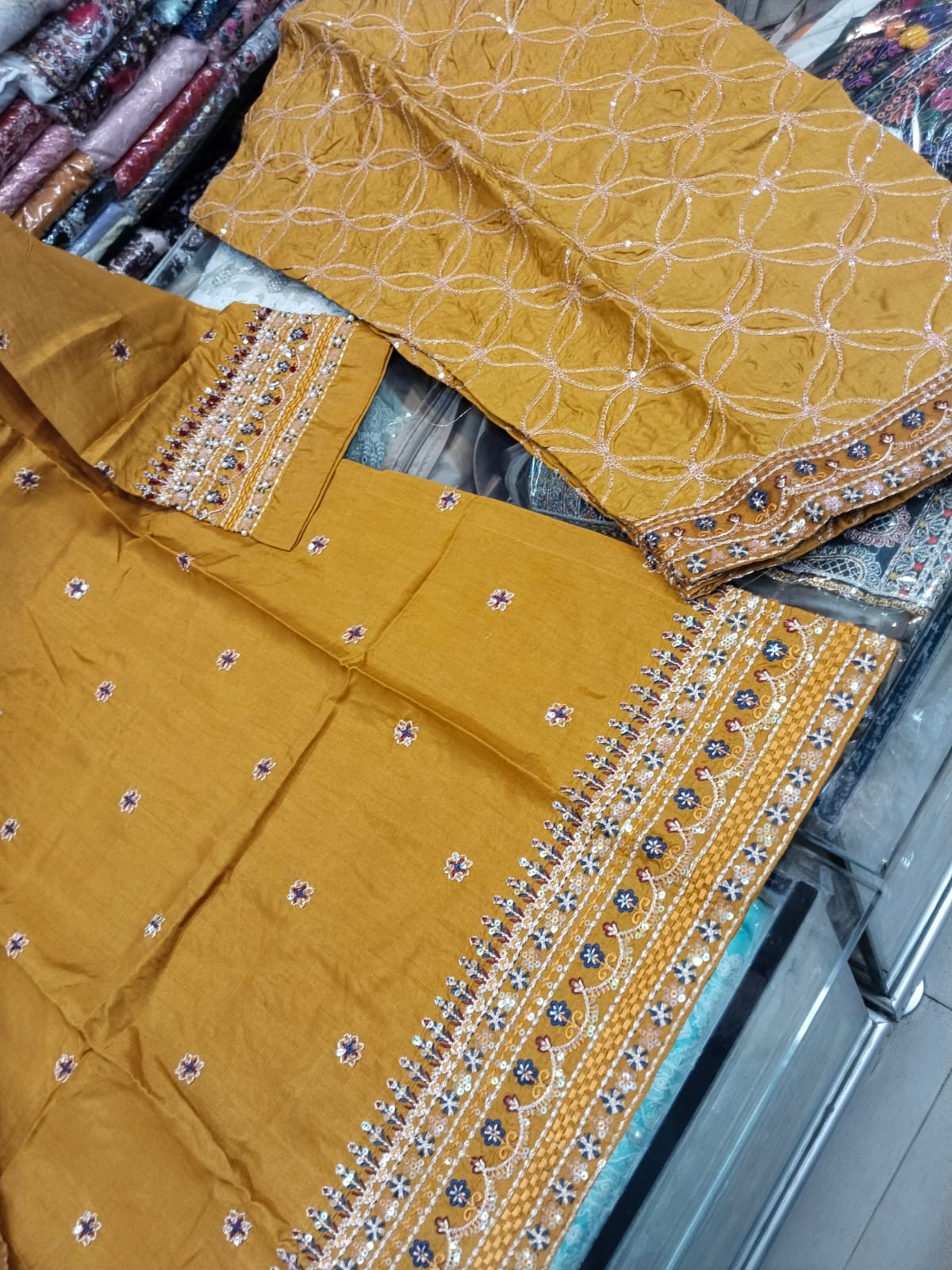 ZQ 2527 Mustard