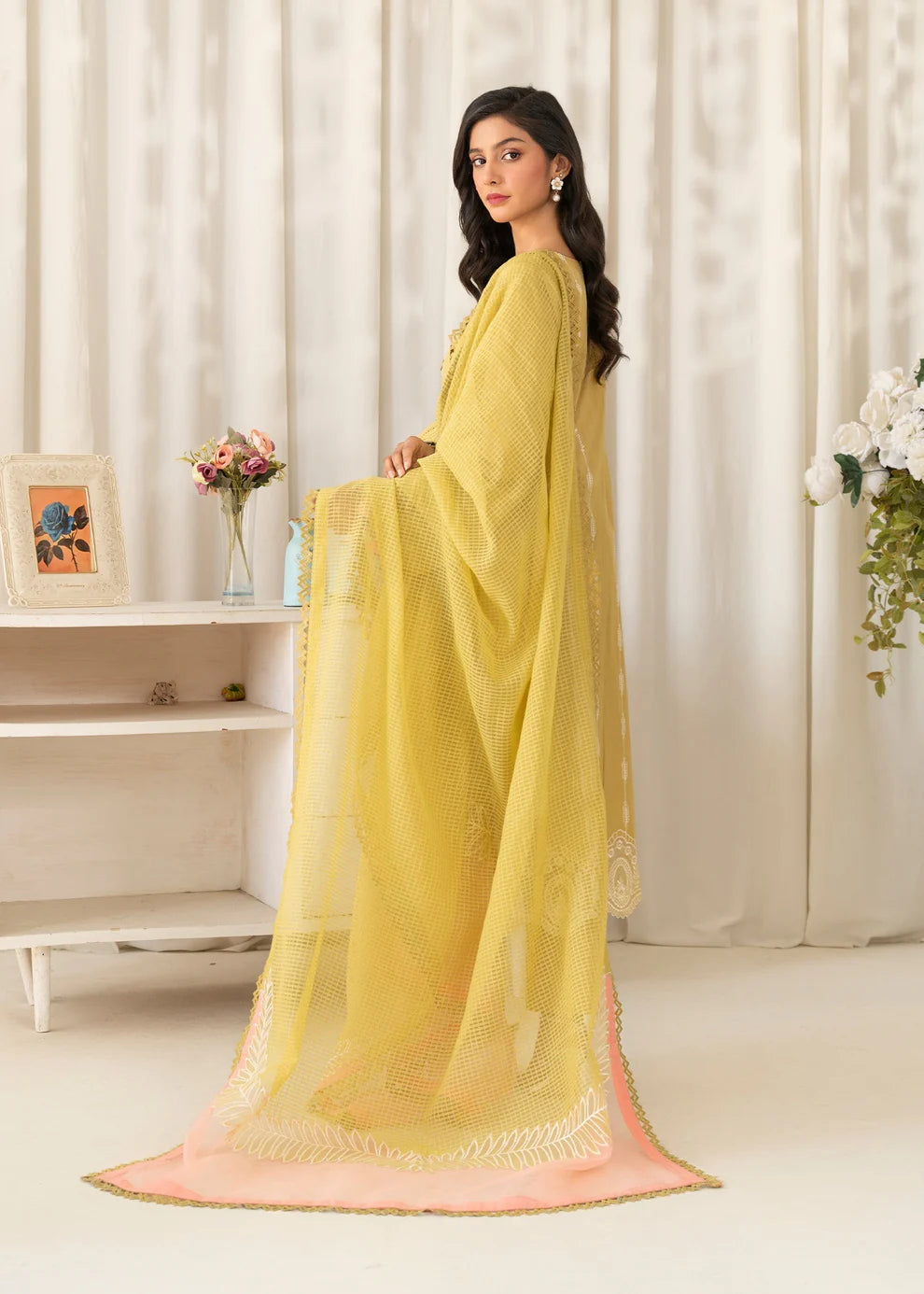 Nissa ZQ 2536 Lime Yellow