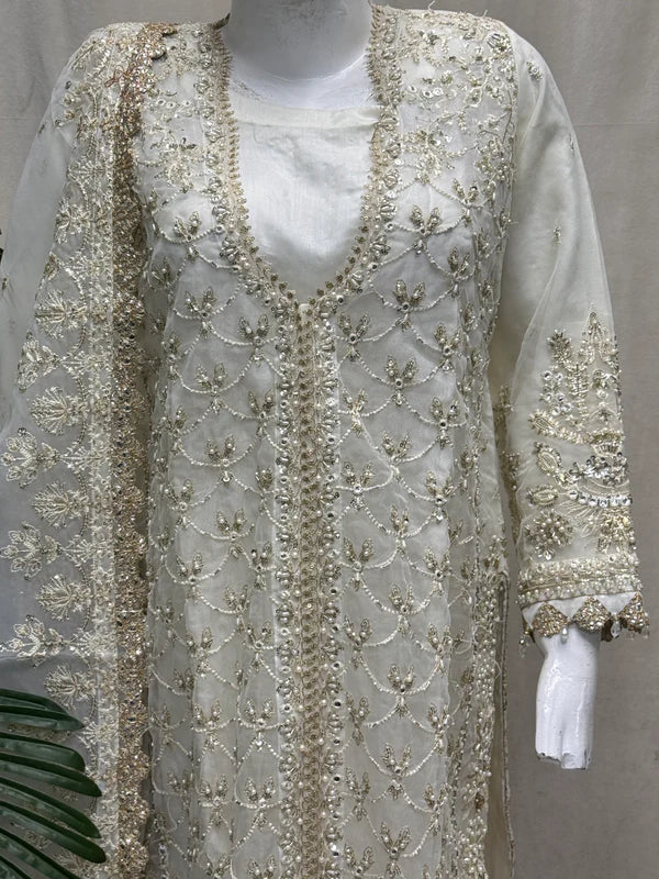 SJ3579 White