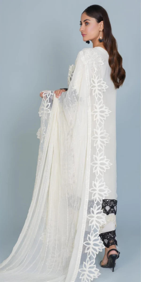 SJ3276 Off White