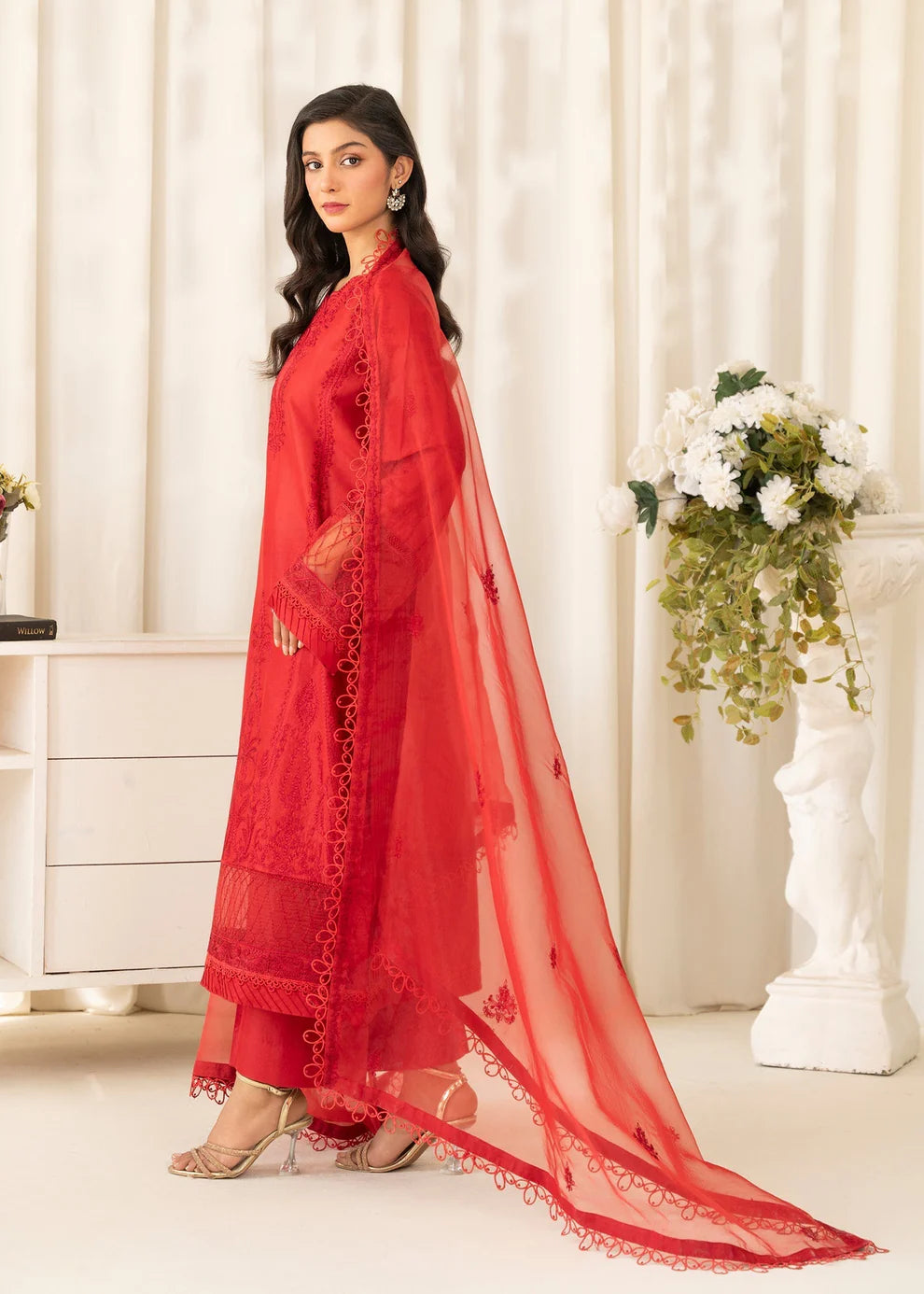 Nissa ZQ 2537 Red
