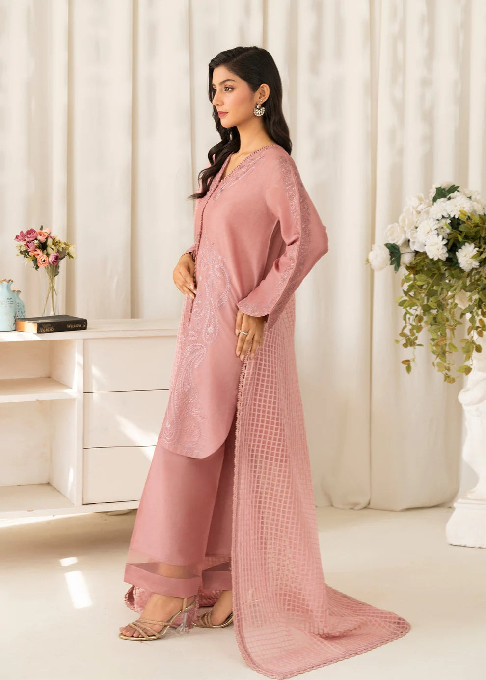 Nissa ZQ 2542 Mauve
