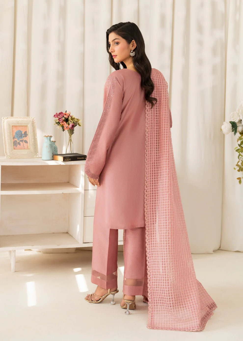 Nissa ZQ 2542 Mauve