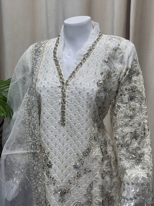 SJ3536 White