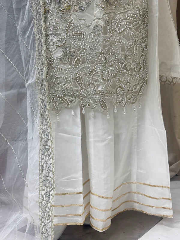 SJ3536 White
