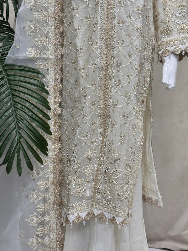 SJ3579 White