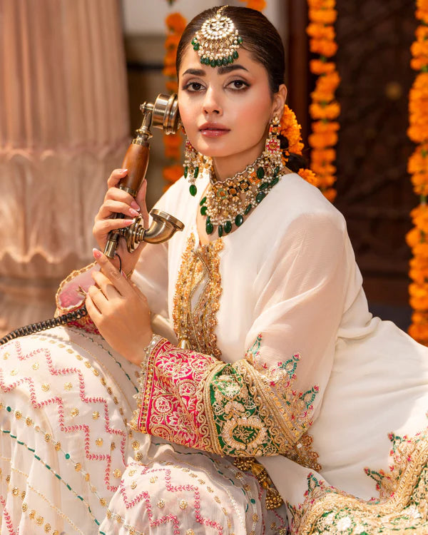 Karma 484 Dove White